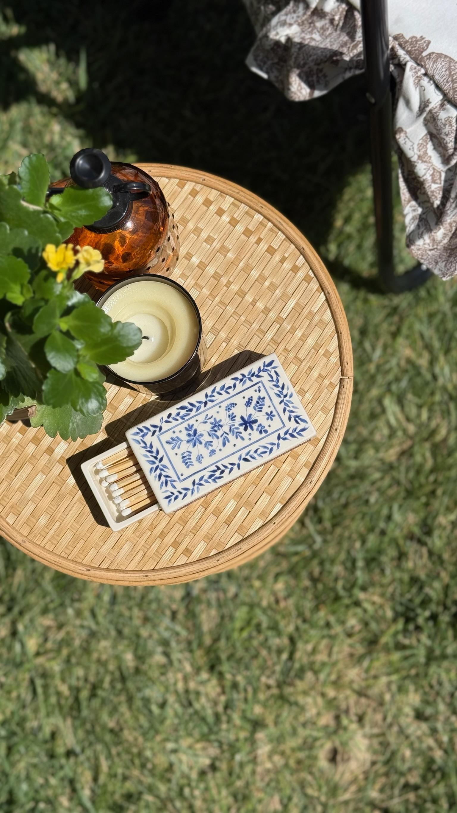 Floral Indigo Kibrit Kutusu